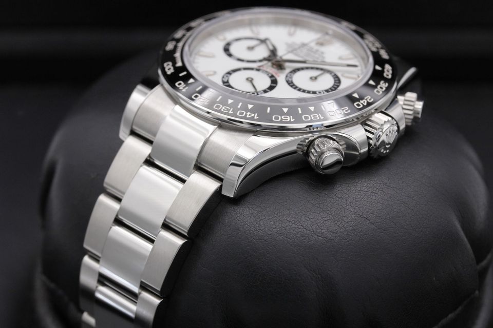 Rolex Daytona 126500 LN Image 2
